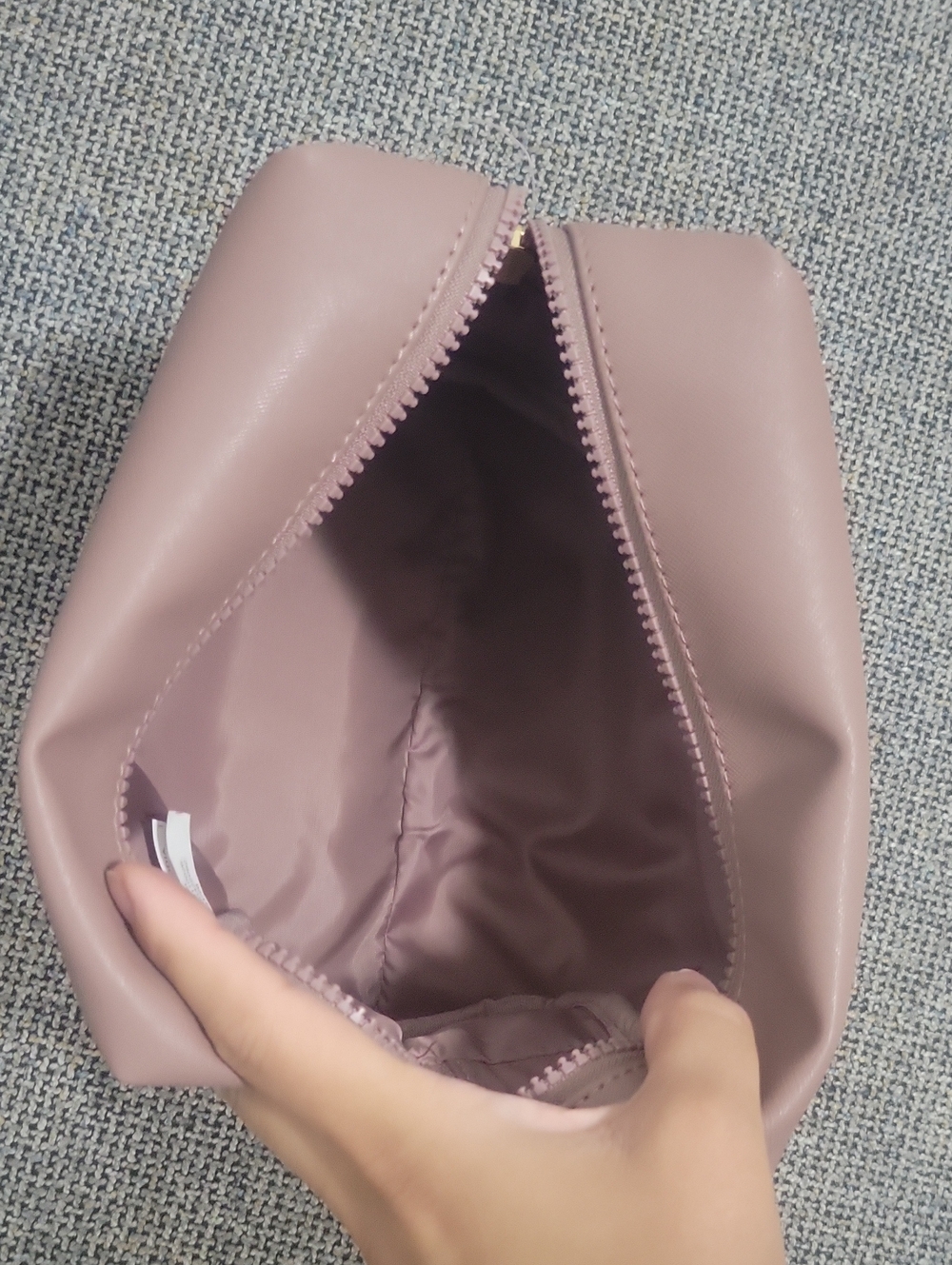 SONIA KASHUK Medium Loaf Makeup and Small Makeup Bag (Set of 2) in Mauve - Picture 8 of 13